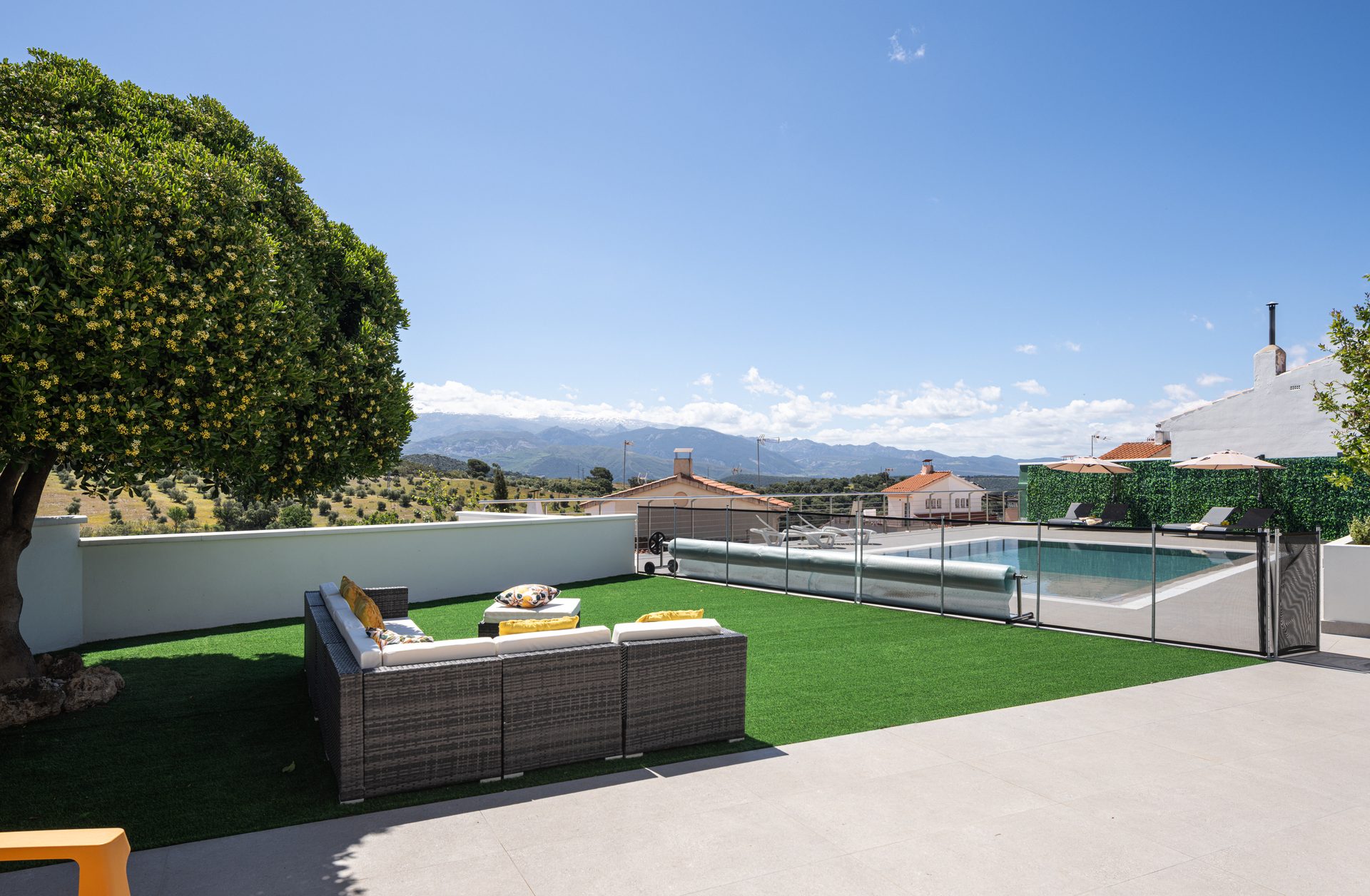 Terraza con vistas Sierra Nevada